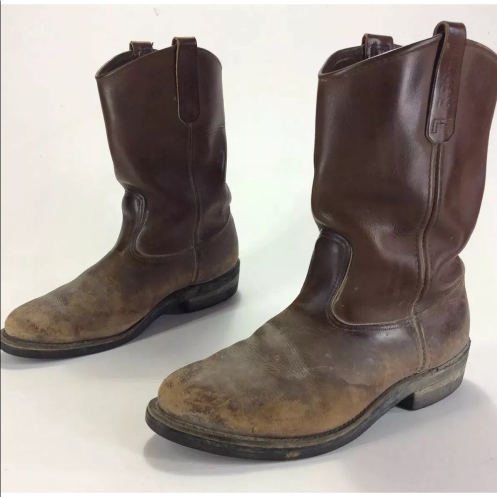 Primo Distressed Red Wing Pecos Boots